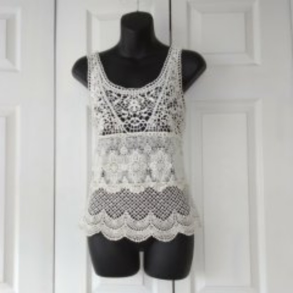 American Eagle Outfitters Tops - American Eagle Outfitters Crochet Tank Top S/P